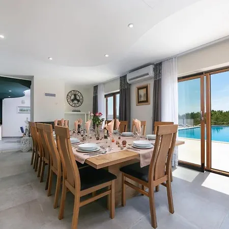 Holiday home San Lorenzo Nova Vas (Brtonigla)
